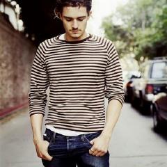 Maroon5《Sugar》甜吗?我满脑子都是绛红雪