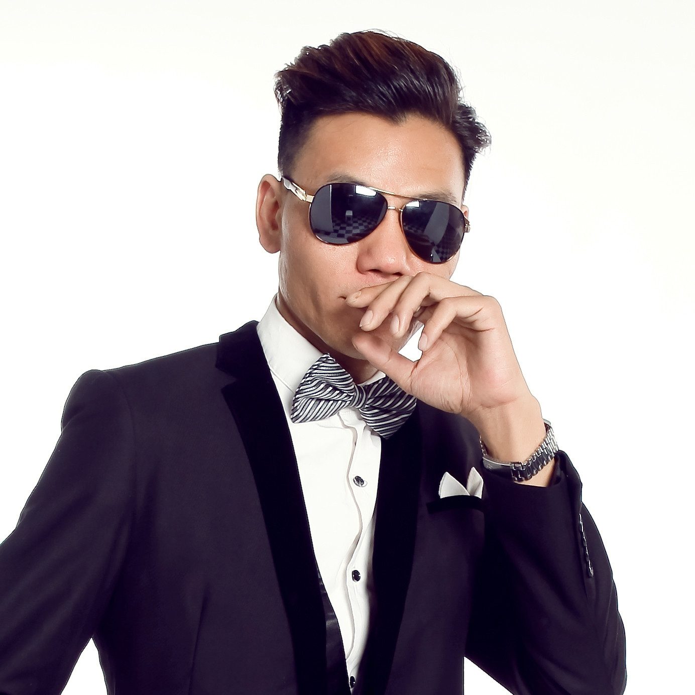 广东原创歌手梁剑东 代表作《夜色》